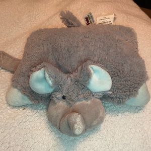 ⭐️ SOLD ⭐️ Elephant Pillow Pet